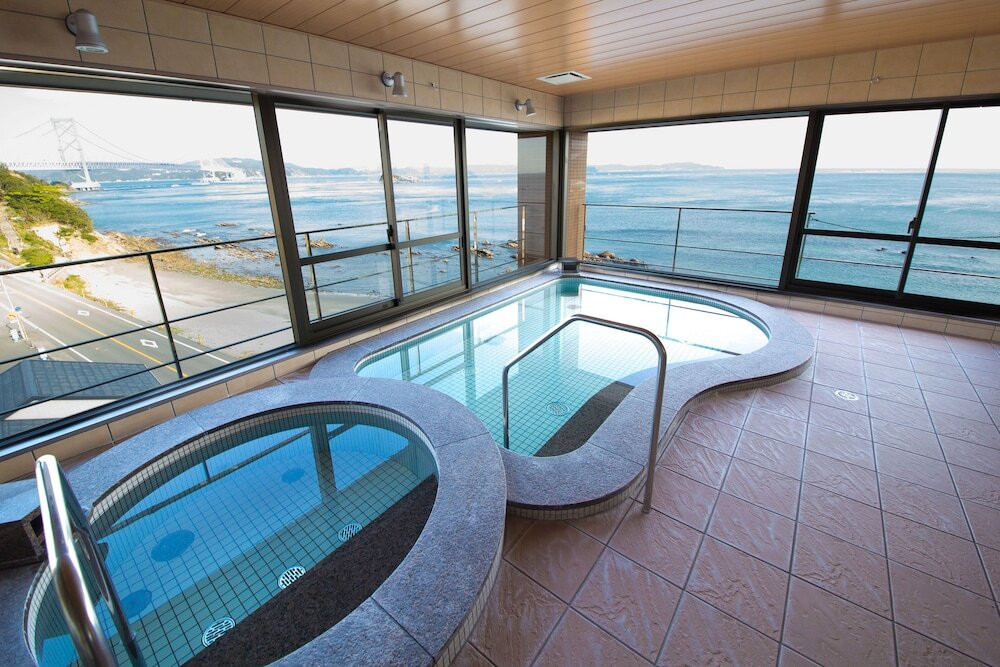 目の前は海!大塚国際美術館も徒歩約5分と観光に最適♡3445030