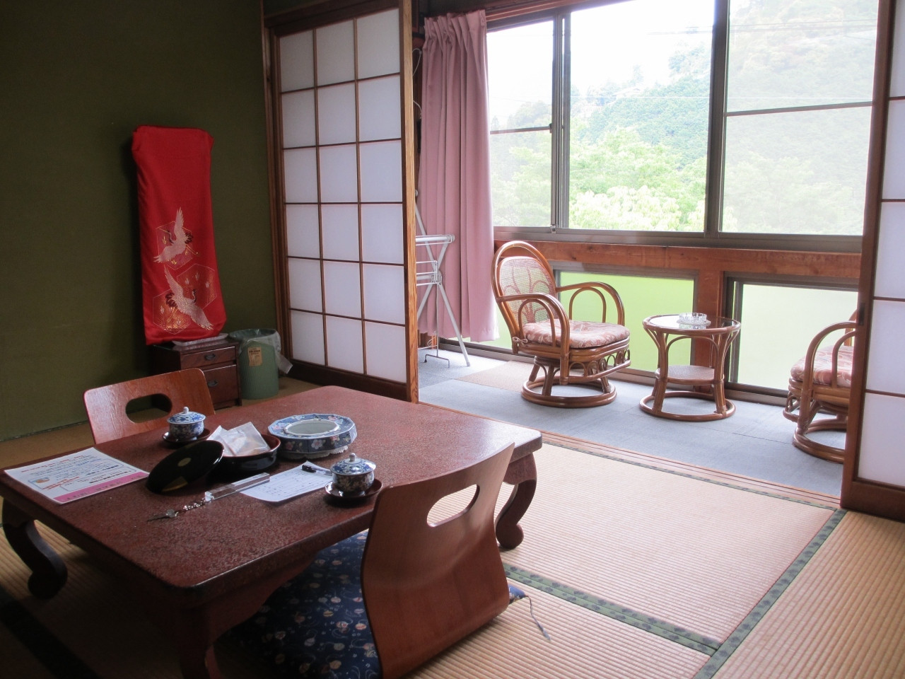 夫婦2人で切り盛りする、全6室のアットホームな宿3845791