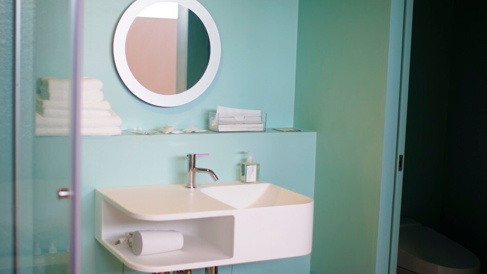 Ammonite Hotel3513462