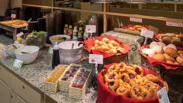 朝食ビュッフェ / 30