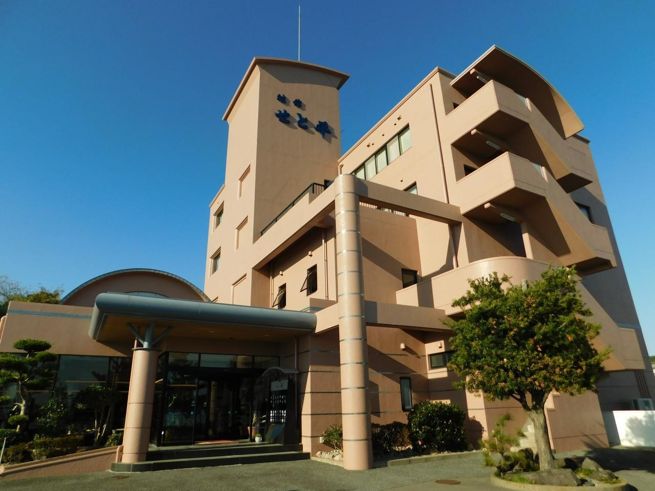 静かな「奥天草」で天草海鮮会席をいただける旅館3925293