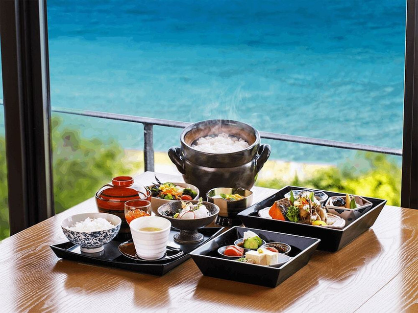 朝食
