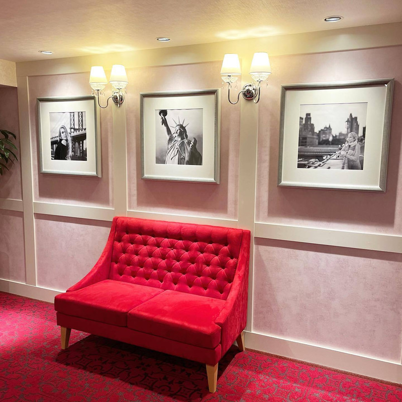 こちらはエレベーターホール。館内すべてが可愛い♡ / 3