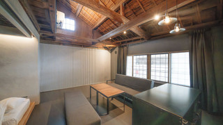 デラックス 6ベッド 商店街ビュー（旧川田和洋菓子店）(禁煙)