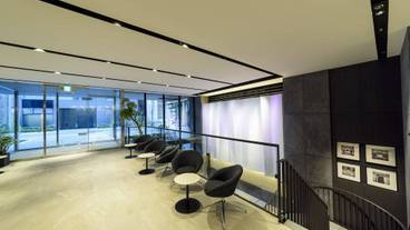 ロビー応接スペース / 9