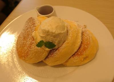 幸せのパンケーキ ウミカジテラス 沖縄店