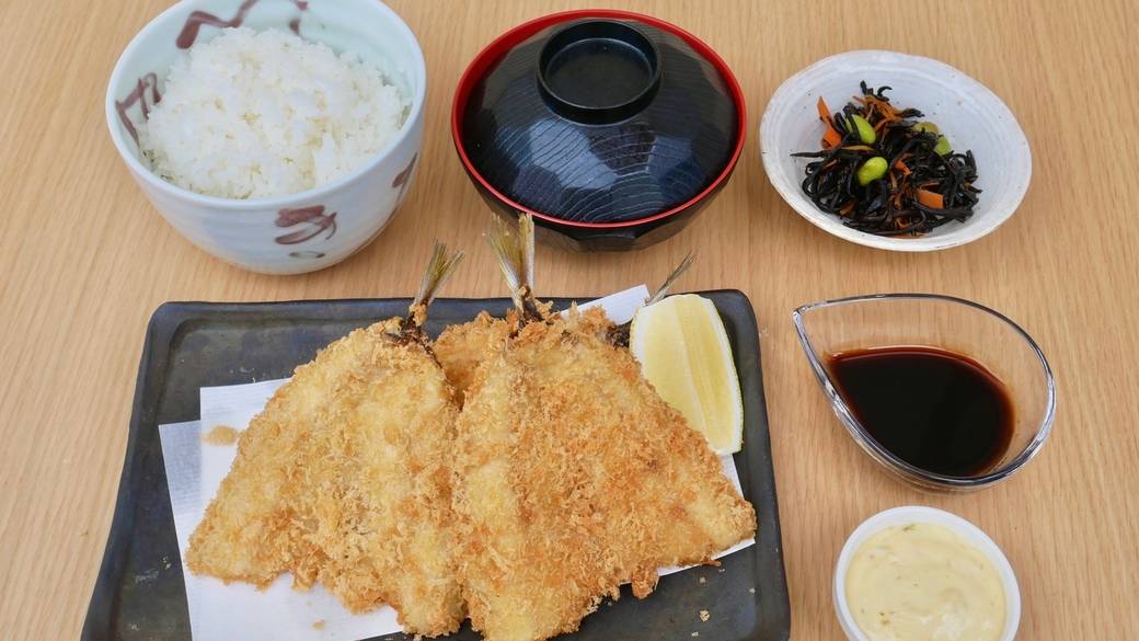 「房総の駅とみうら」で
BBQ買い出しとランチ
 / 2