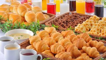 朝食 和洋バイキング パン / 12