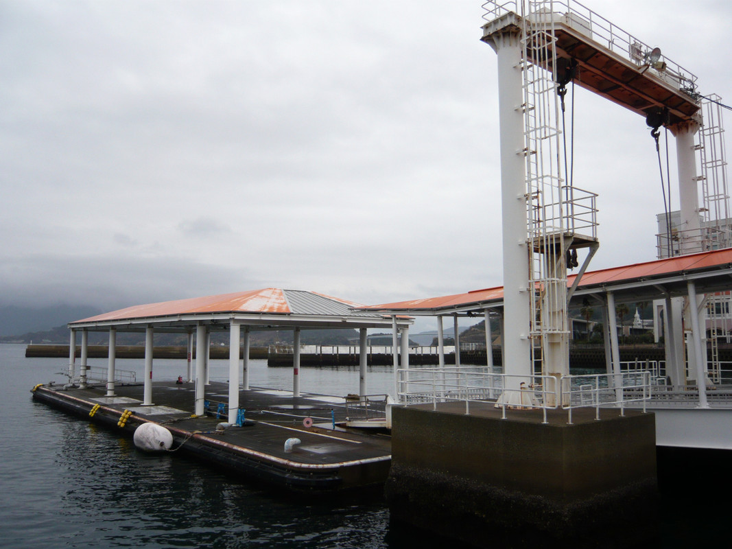 伊王島港ターミナル