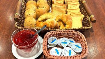 朝食ビュッフェ / 9