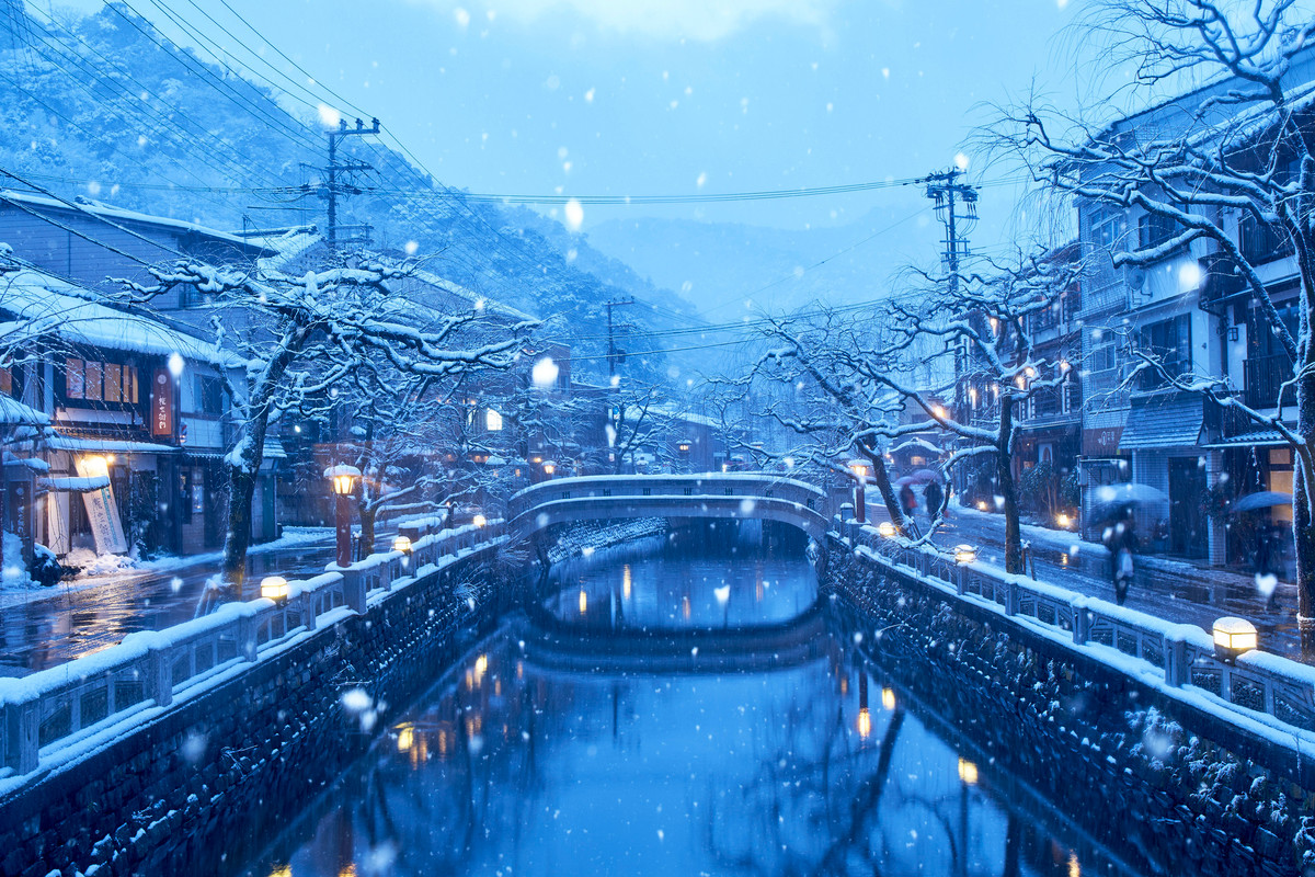 城崎温泉の街並み（冬）