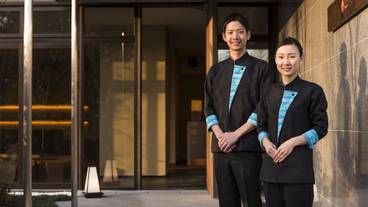 施設の入り口 / 12