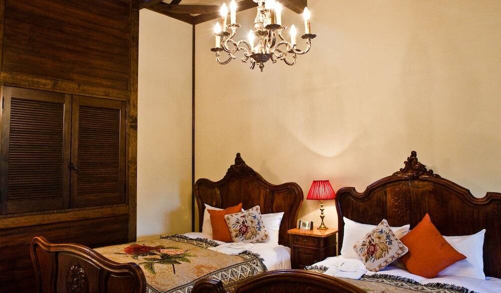 別荘のようなお部屋で
くつろぎのひと時 / 2