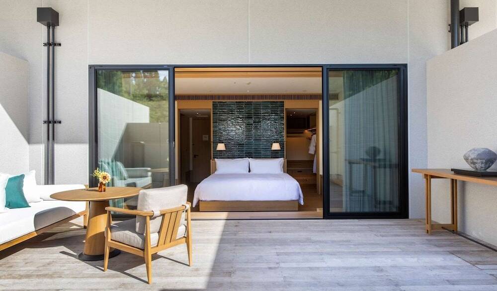 プールサイドデラックス　テラス / 3