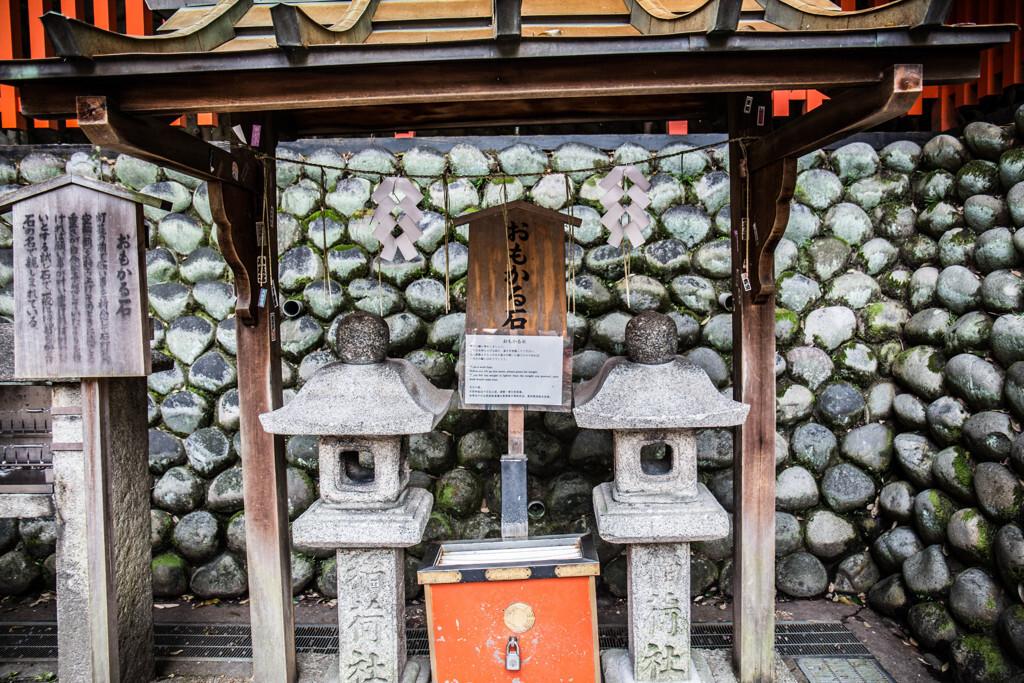 千本鳥居で有名な伏見稲荷でも金運アップを狙おう3067316