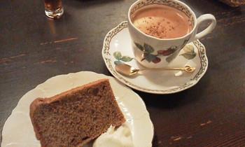 「ペルレイ」料理 1200445 スパイシーミルクティーと紅茶シフォン