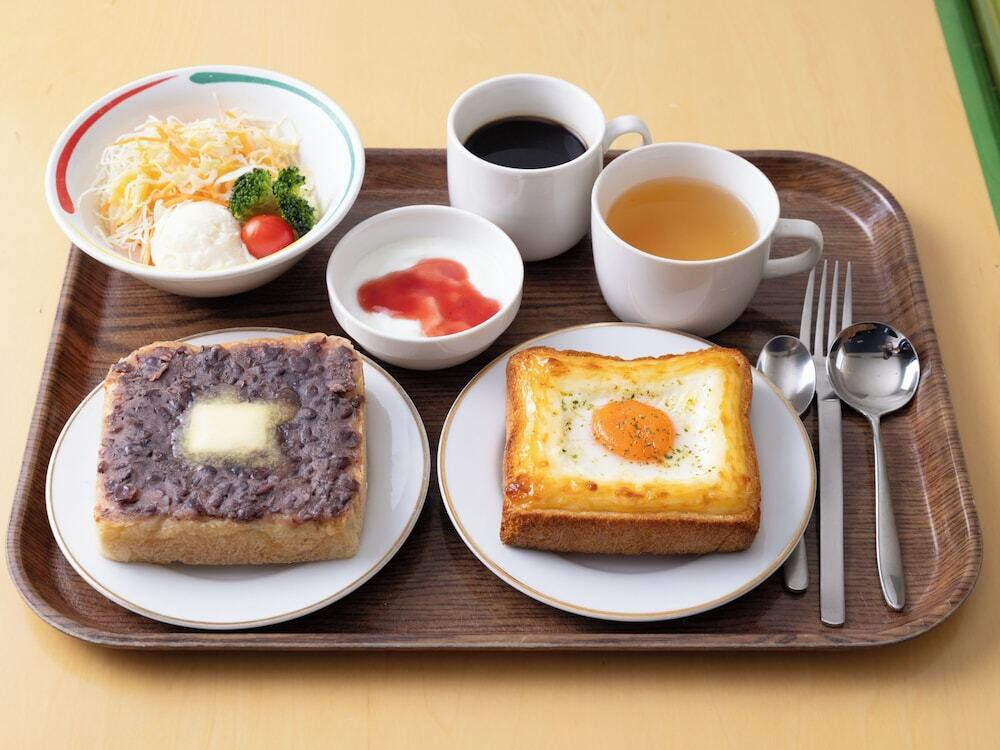 朝食