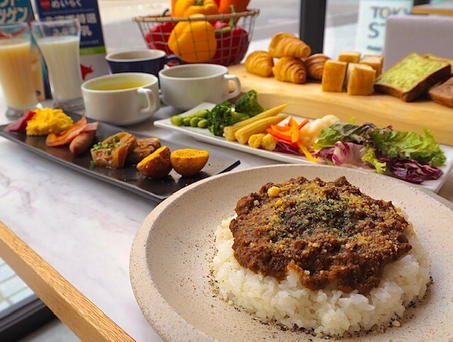 朝食 ラムカレー