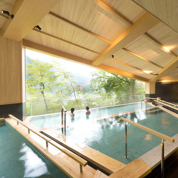 黒部渓谷が織りなす大自然にうっとり♡絶景温泉でリラックスできる旅館3420137