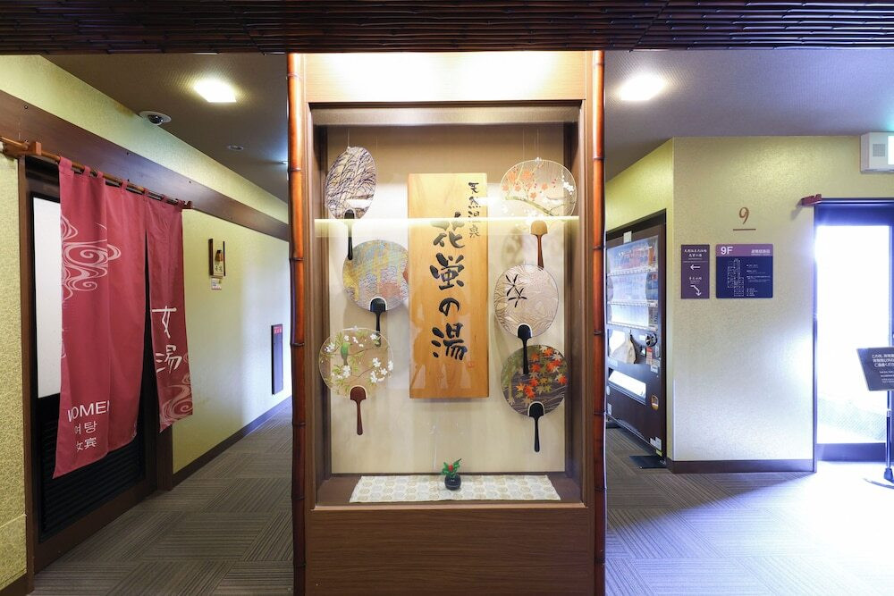 屋内スパ浴槽