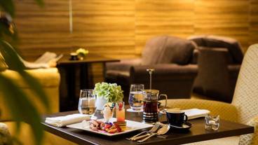 ロビーラウンジ / 12