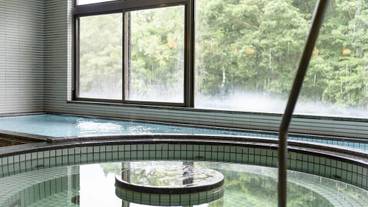 屋内スパ浴槽 / 2