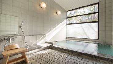 Private bath / 16