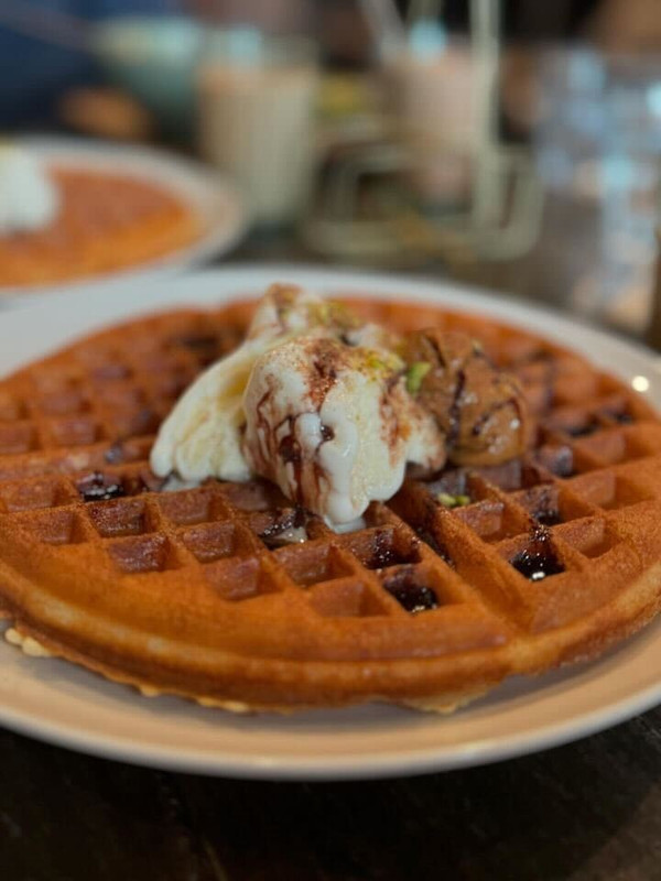 東御市にある友人のお店「mimi lotus(ミミロータス)」でチャイとスコーン、ワッフルを食べました。 / 8