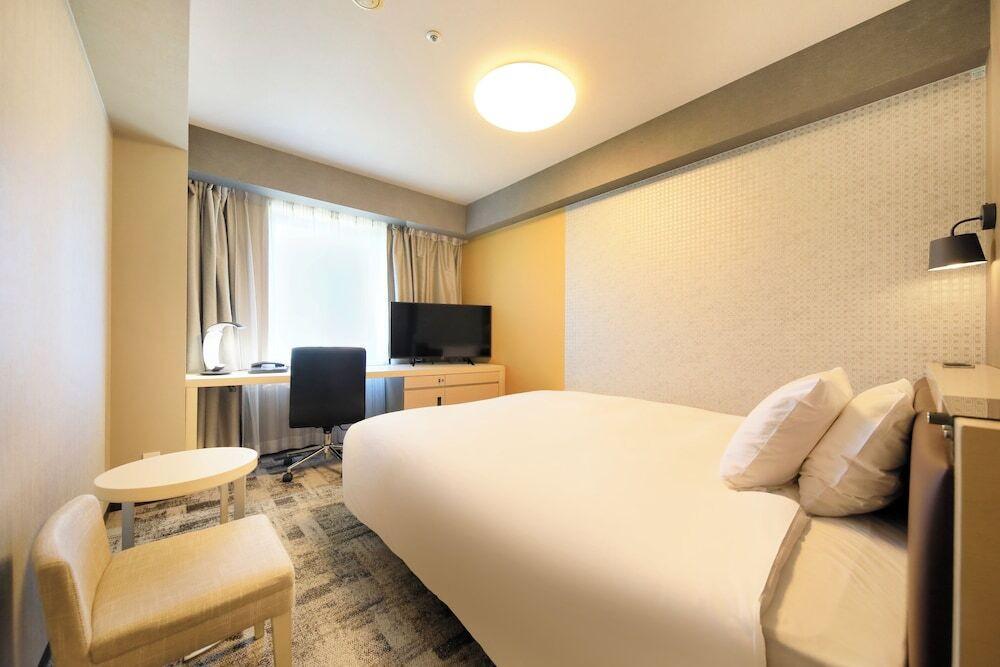 明るい客室、広々ベッドが女性に嬉しい3523809