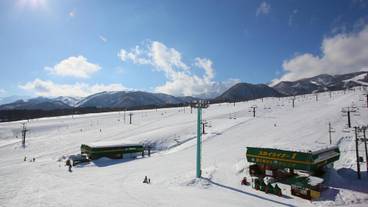 スノー スポーツとスキー / 1