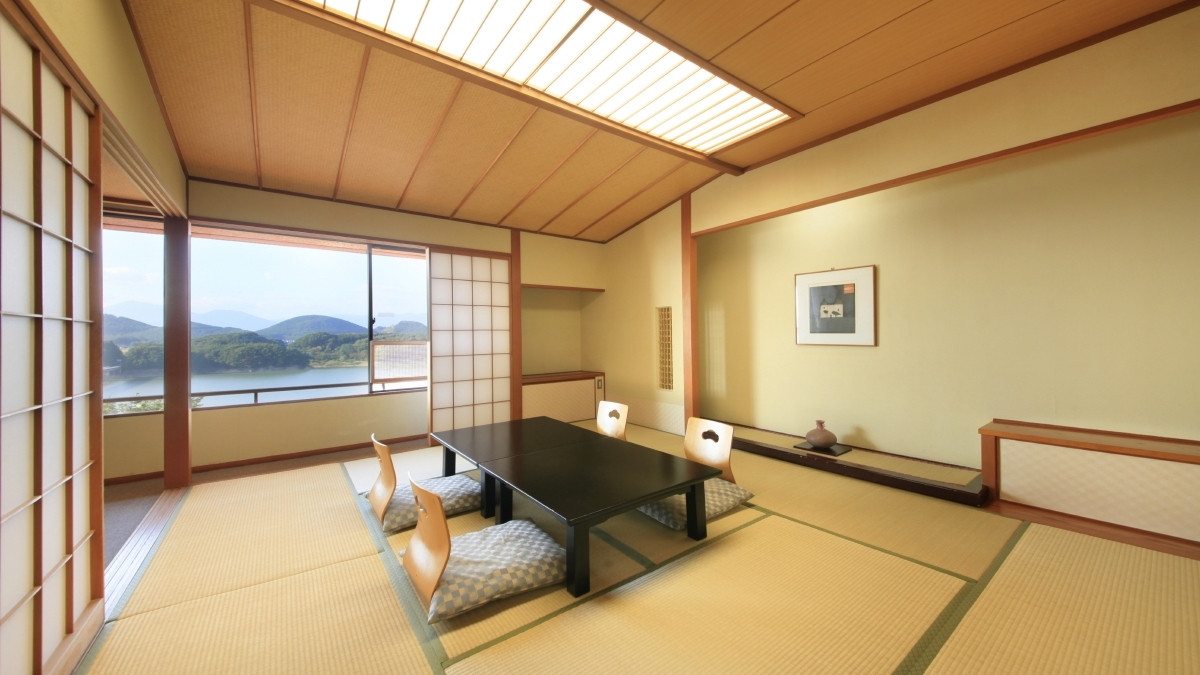 子どもも喜ぶ開放感抜群の大浴場！露天風呂付き客室もあるファミリー歓迎のお宿4249398