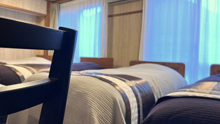 フォースルーム (禁煙)