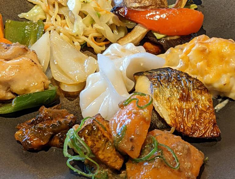 フレッシュな朝食で
朝から元気に / 4