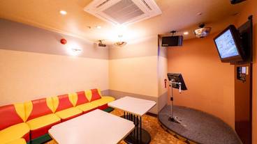 カラオケ ルーム / 5