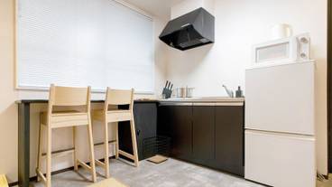 客室内のダイニングエリア / 28