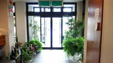 内部エントランス / 2