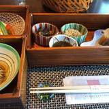 百楽荘(ヒャクラクソウ)