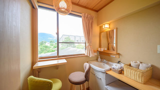 和室６畳（トイレ洗面付）【由布岳眺望】（13歳からご宿泊可能）