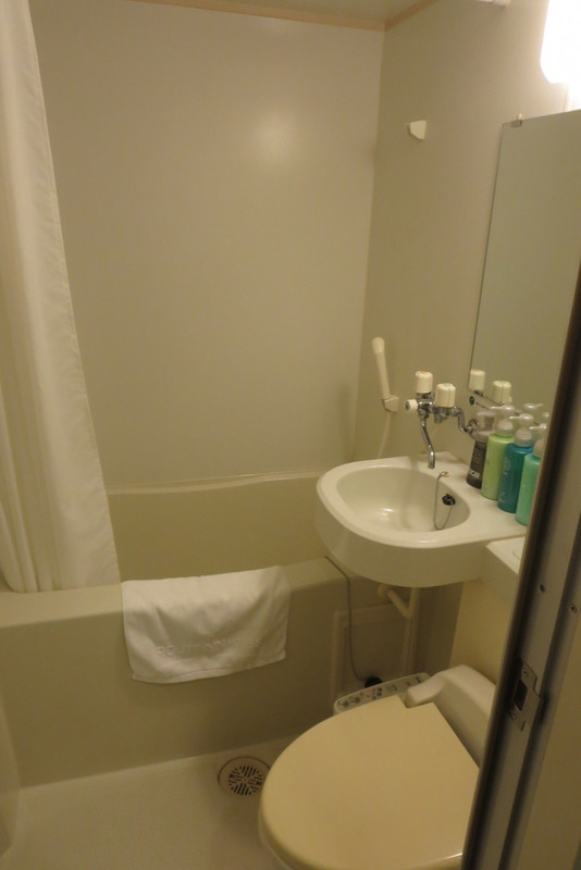 ビジネスホテルなどで見かけるユニット形式の風呂・洗面・トイレ