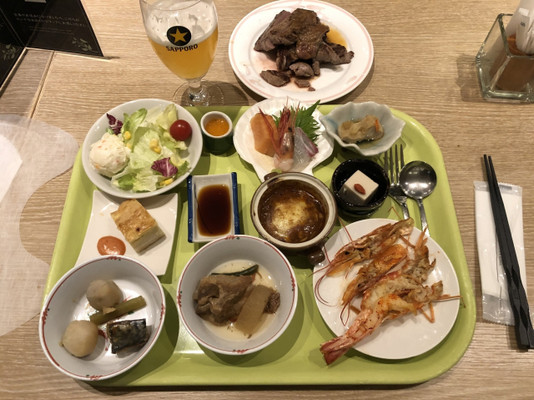 夕食バイキング