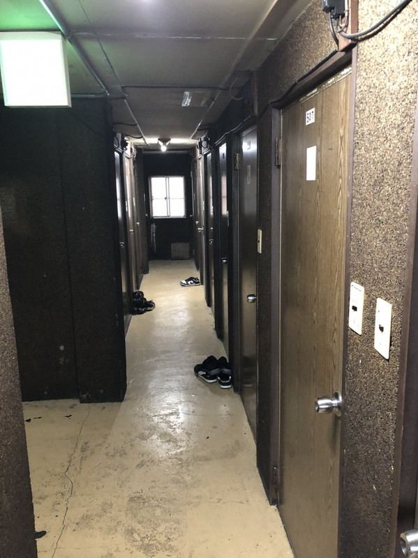 そうそうこんな廊下でした～