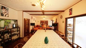 客室内のダイニングエリア / 11