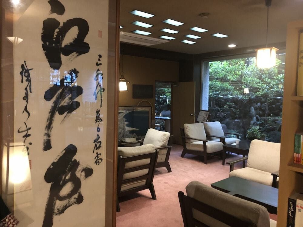 ロビー応接スペース