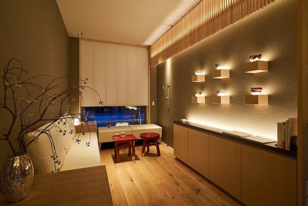 ロビー応接スペース