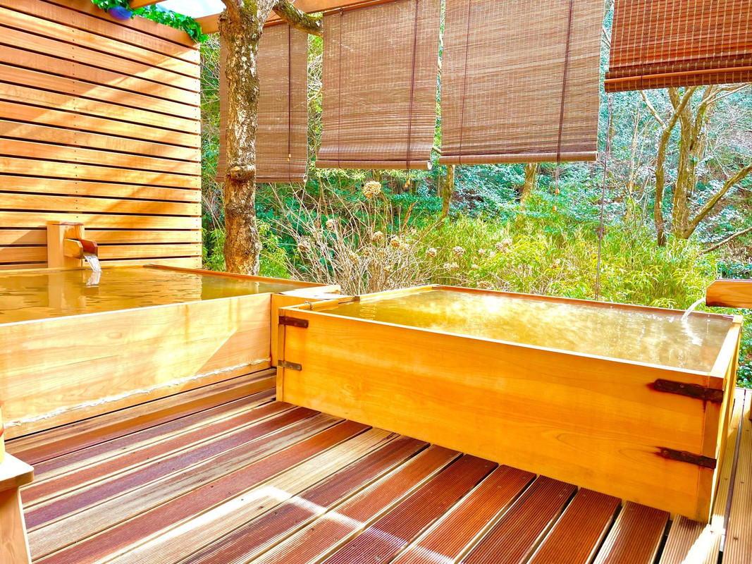 金色の間 十六夜 露天風呂