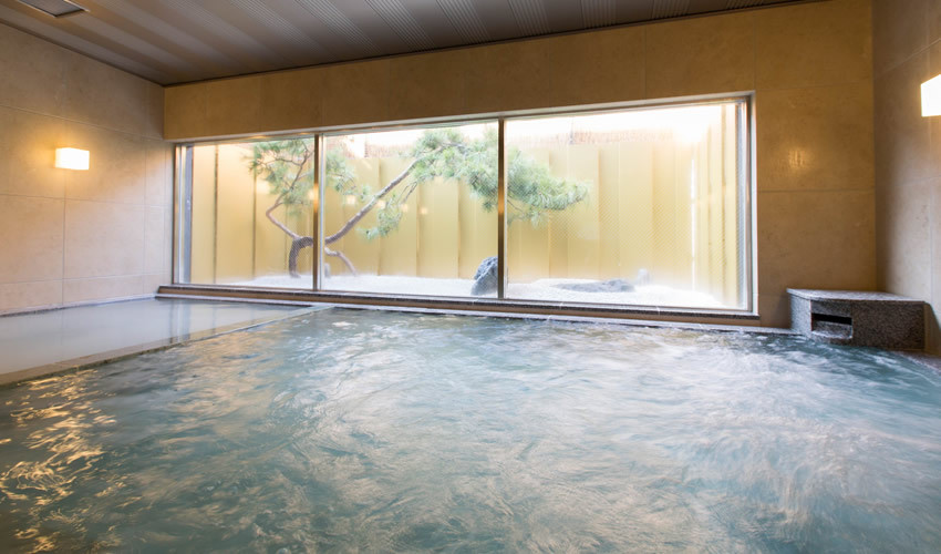 2.観光も川床もお手頃価格で♡「アーバンホテル京都二条プレミアム」3927123