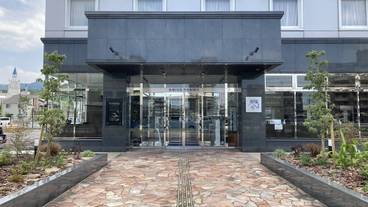 施設の入り口 / 10