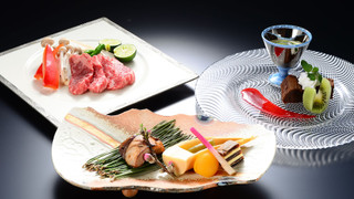 2階木漏れ日の間 夕食付プラン/チェックアウト9:00 客室露天風呂付+個室お食事処