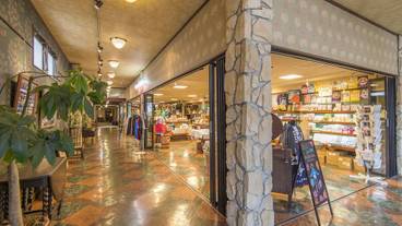 ギフト ショップ / 8