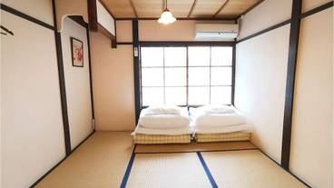 客室 / 1